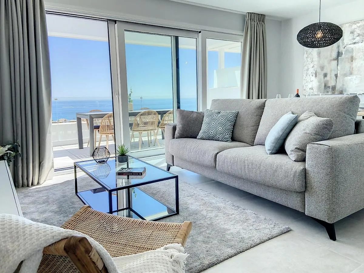 Apartament Via Celere 2334 Luxury Sea View Penthouse Casares 0*,