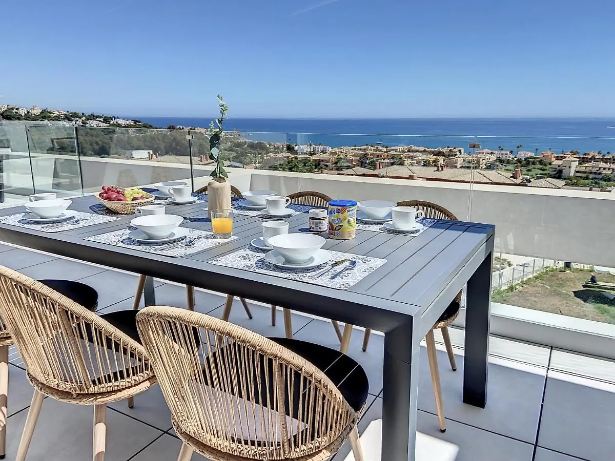Apartament Via Celere 2334 Luxury Sea View Penthouse Casares 0*,  Hiszpania